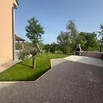 Dominika * Rakotule