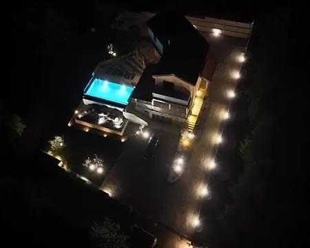 Villa Dominika *