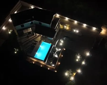Villa Dominika