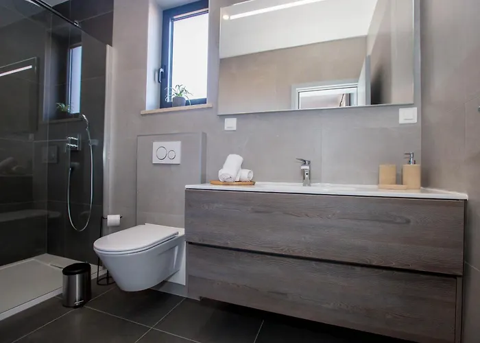 Dominika Villa Rakotule